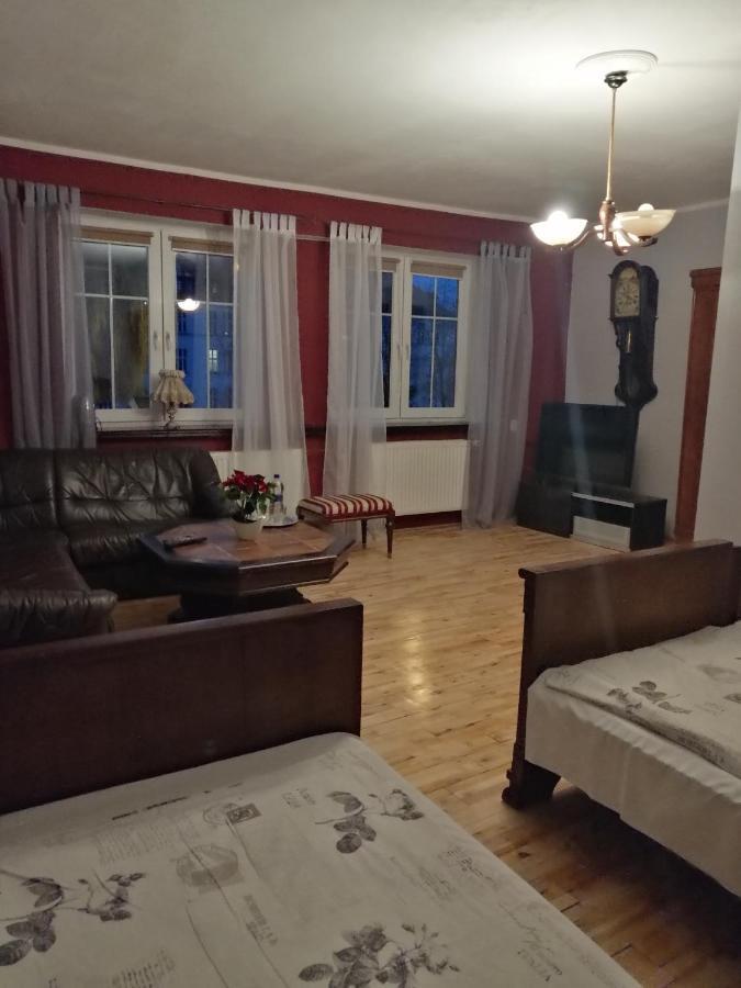 Zajazd Pod Roza Zielona Gora  Exterior photo